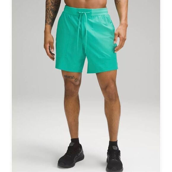 lululemon athletica Other - Lululemon License to Train Linerless Short 7" size large